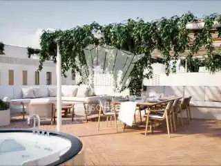 Comfort and Elegance with Versatility