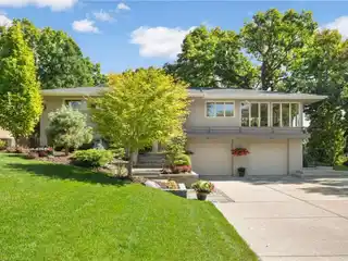 Gorgeous Raised Ranch
