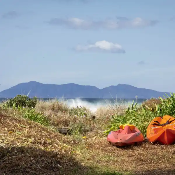 CREATE YOUR COASTAL RETREAT