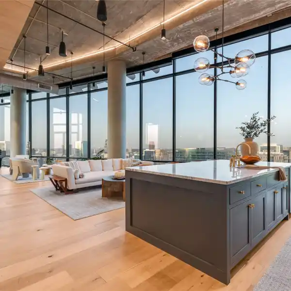 STUNNING SKY-HIGH PENTHOUSE WITH LUXE FINISHES & VIEWS