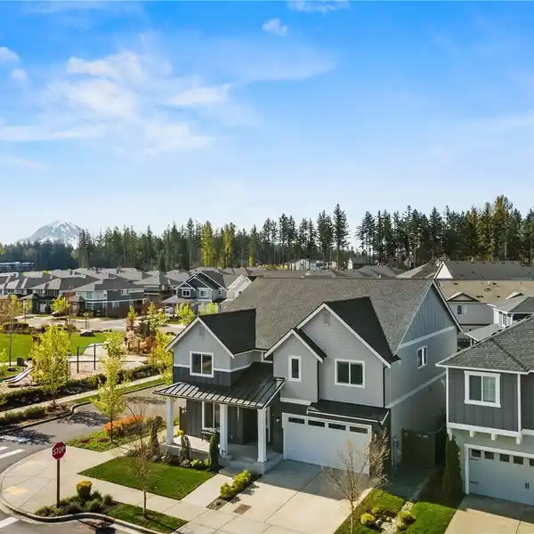 FORMER MODEL IN THE VIBRANT TEN TRAILS COMMUNITY