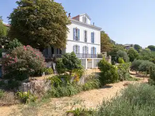 19th-Century Heritage Property