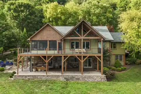 Masterfully Crafted Lakefront Retreat