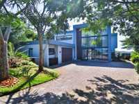 LUXURY MANSION IN BRETTENWOOD ESTATE