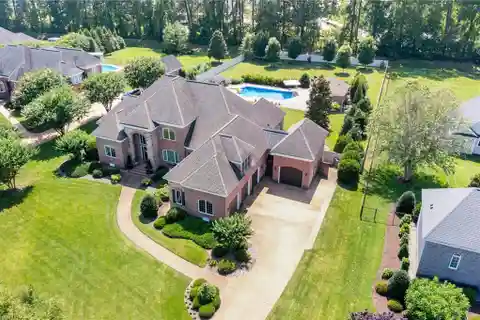 Luxury Living in the Sought-after Tabb Community
