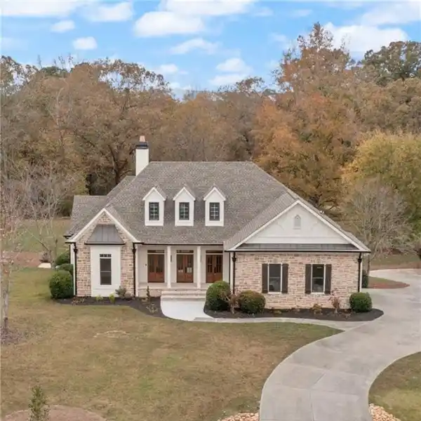 ELEGANT RANCH HOME ON 2.3 ACRES