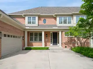 Beautiful Hampton Villa