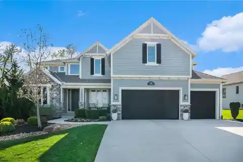 Park-like Setting in Timber Rock