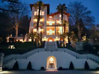 Grand Luxury Home with Amazing Views