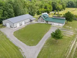 Private Harbor Country Retreat on 25 Picturesque Acres