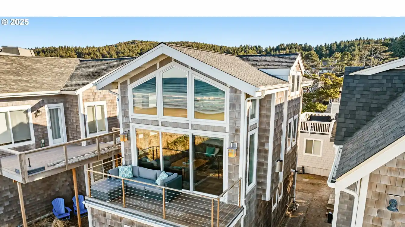 Beachfront Luxury with Private Access