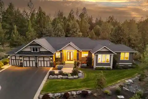 Single-Level Luxury with Golf Course Views