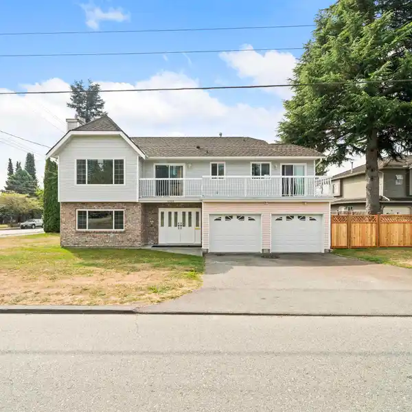 FULLY RENOVATED HOME IN BURNABY SOUTH