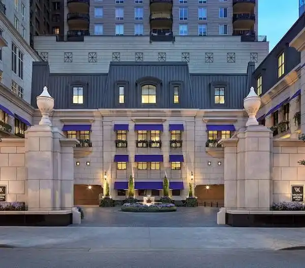 RARE PENTHOUSE IN THE RENOWNED WALDORF TOWER
