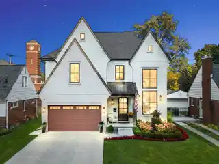 Exceptional Custom-Built Colonial