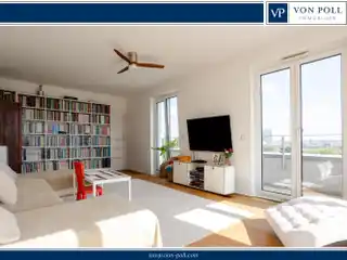 Full-floor Penthouse with Unobstructed View