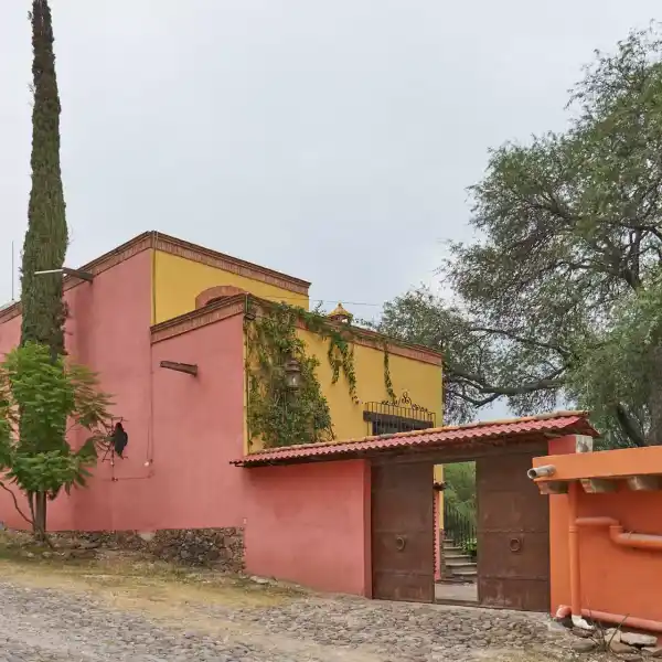 CASA PEDRO PARAMO – EL MIRADOR