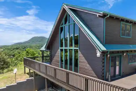 Magnificent Log Cabin Home