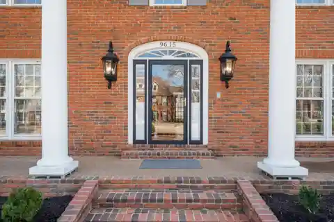 Magnificent Five-bedroom Home