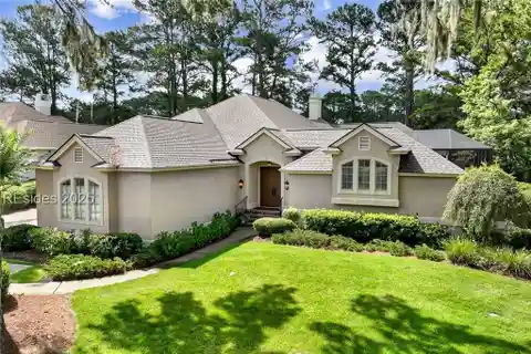 Beautifully Renovated Home with Sweeping Golf Views