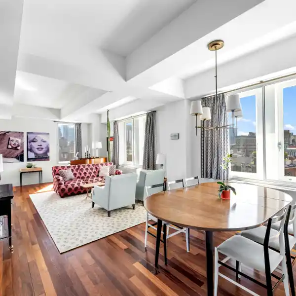 SPACIOUS, SUN-FILLED LOFT