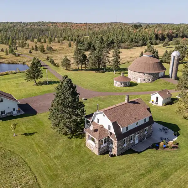 INCREDIBLE LUXURY ESTATE