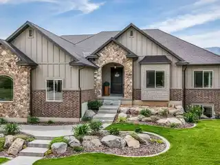 Inviting Home in Desirable Rollins Ranch