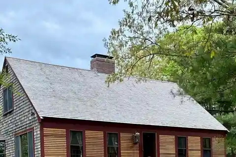 Unique Multi-structure Property on 2.5 Acres