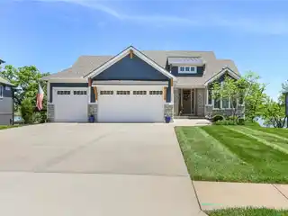 Luxury Home in Desirable Creekmoor