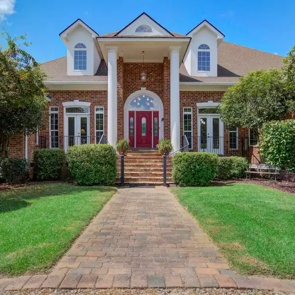 BREATHTAKING CUSTOM ESTATE ON FIVE ACRES