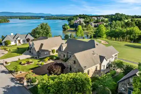 Golf Front Luxury with Beautiful Views