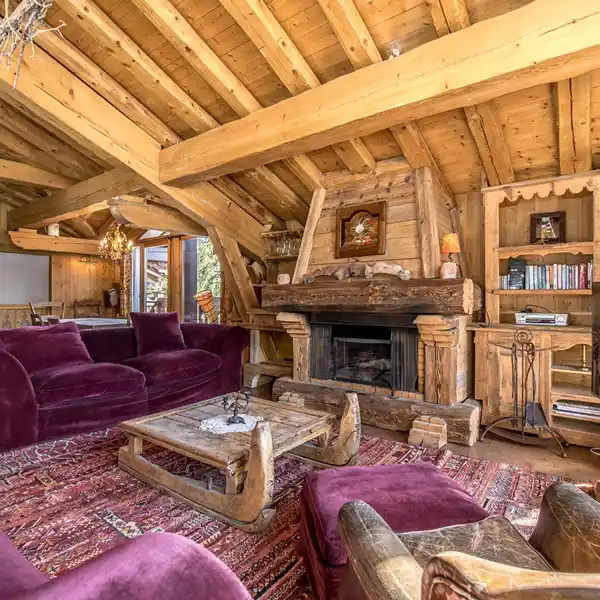 CHARMING TOP FLOOR CHALET