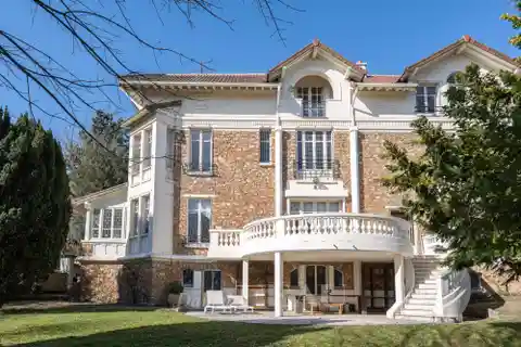 Magnificent Private Mansion