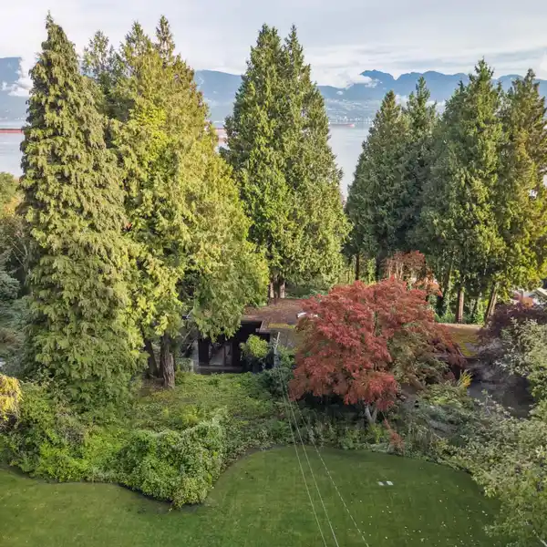 RARE OFFERING ON EXCLUSIVE BELMONT AVENUE