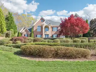 Beautifully Detailed Golf Course Home