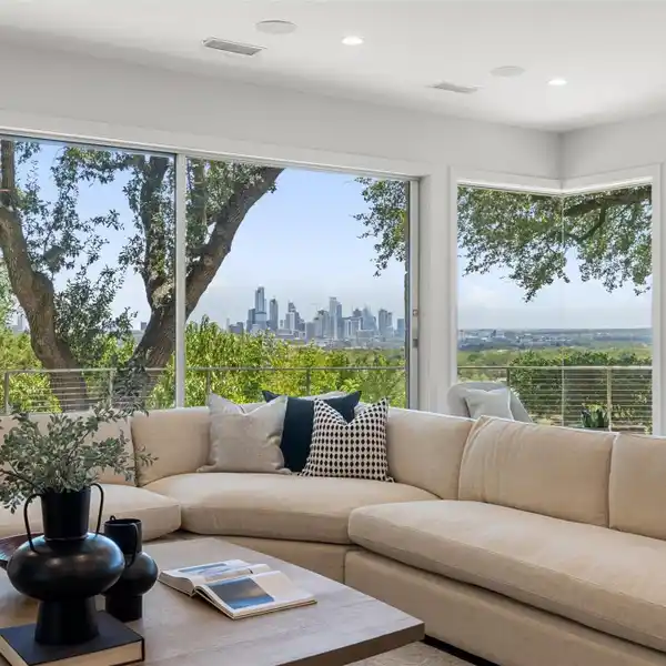 SECLUDED HILLTOP ESTATE WITH DOWNTOWN VIEWS