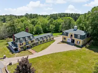 Locally Iconic Property
