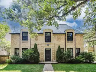 Grand Georgian Estate Home with Vintage Details in Winnetka