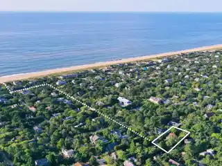 Classic Amagansett Beach House