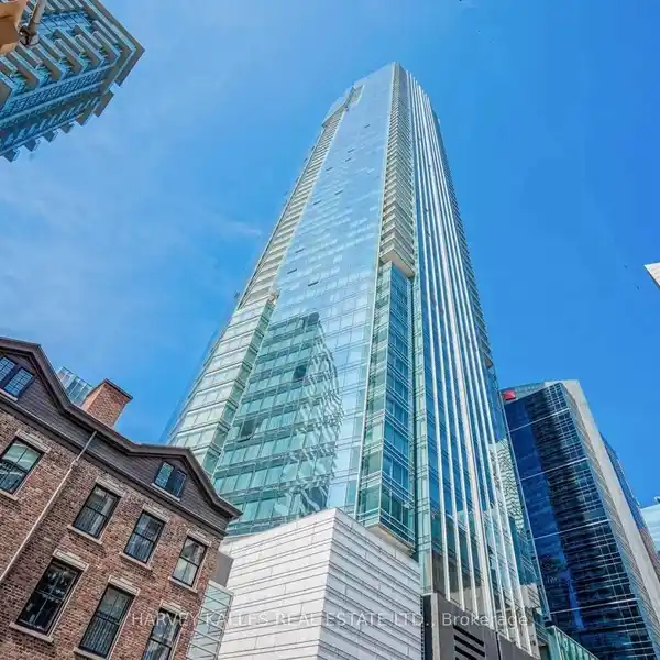 PRIVATE RESIDENCES OF SHANGRI-LA TORONTO