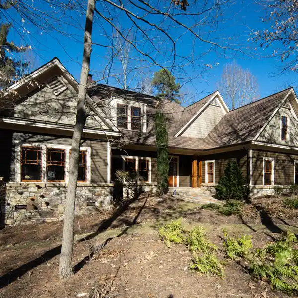 CUSTOM HOME IN THE HEART OF BILTMORE LAKE