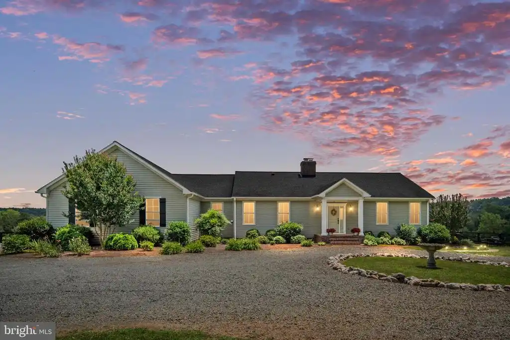 Self-sufficient Property with Abundant Acreage