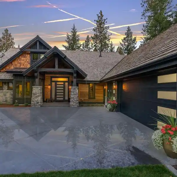 THE LAKEVIEW RIDGE IN BENNETT ESTATES