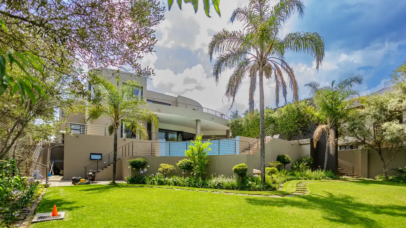Modern Masterpiece in Dainfern Valley