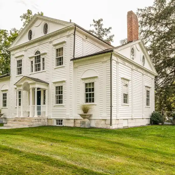 MASTERFULLY RESTORED FEDERAL ADAMS-STYLE RESIDENCE