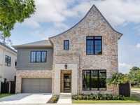 HERMOSA CASA DE PATIO EN CODICIADOS BROAD OAKS