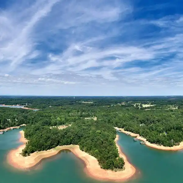 DOUBLE PENINSULA LOT ON LAKE HARTWELL