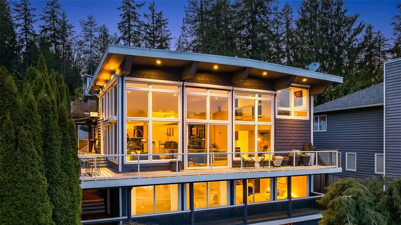 Spectacular Lake Sammamish View Home
