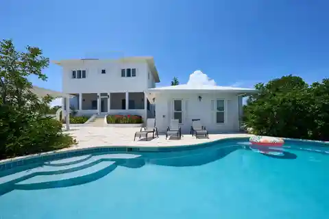 Surf Lodge Villa