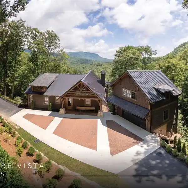 REFINED LIVING WITH RARE HOGBACK MOUNTAIN VIEWS